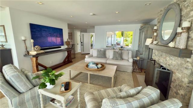7 Camel Point Drive, Laguna Beach, CA 92651
