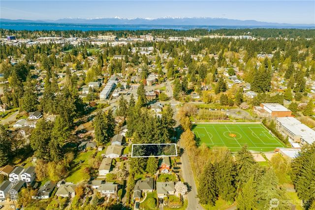 1 XX NE 135th Street, Seattle, WA 98125