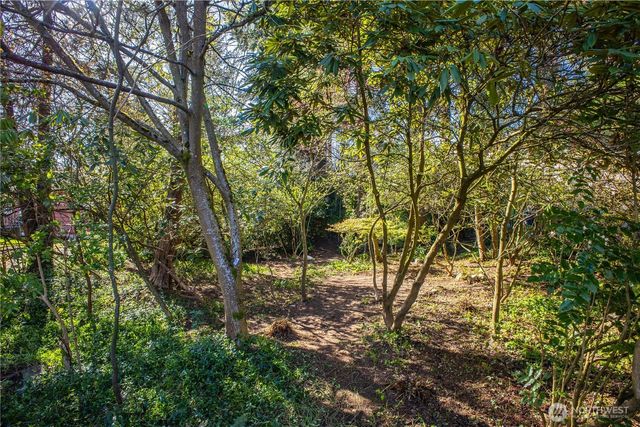 1 XX NE 135th Street, Seattle, WA 98125