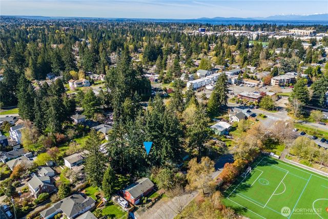 1 XX NE 135th Street, Seattle, WA 98125