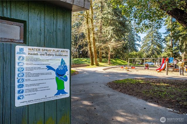 1 XX NE 135th Street, Seattle, WA 98125