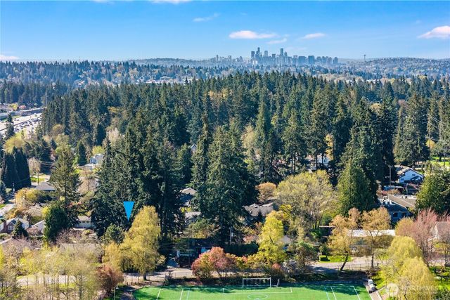 1 XX NE 135th Street, Seattle, WA 98125