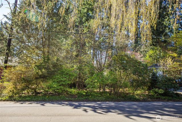 1 XX NE 135th Street, Seattle, WA 98125