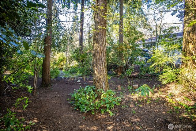 1 XX NE 135th Street, Seattle, WA 98125