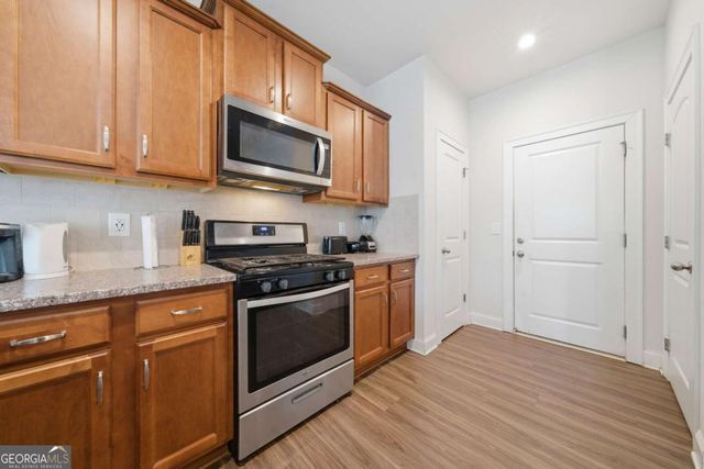 4095 Lake Manor Way, Atlanta, GA 30349