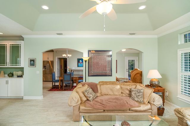 264 Seloy Dr, St Augustine, FL 32084