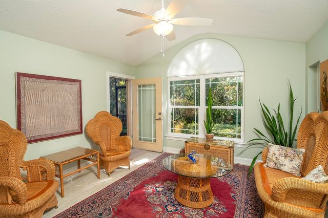 264 Seloy Dr, St Augustine, FL 32084