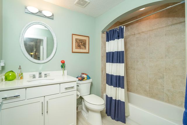 264 Seloy Dr, St Augustine, FL 32084