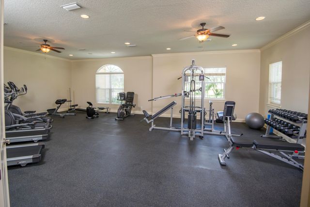 264 Seloy Dr, St Augustine, FL 32084