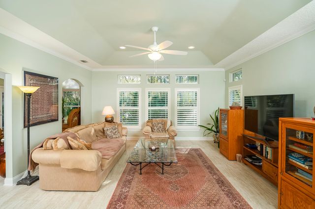 264 Seloy Dr, St Augustine, FL 32084