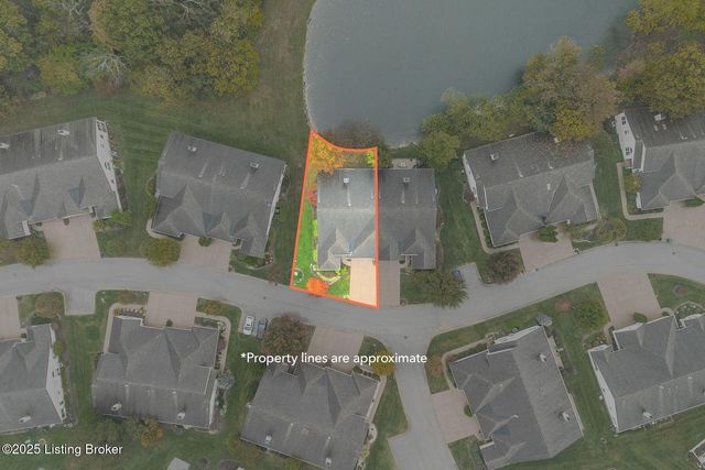 503 Village Lake Dr, Louisville, KY 40245