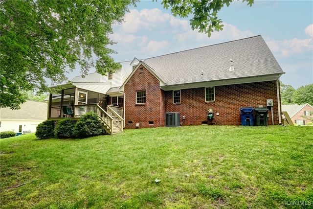 4329 Stebbins St, Chester, VA 23831