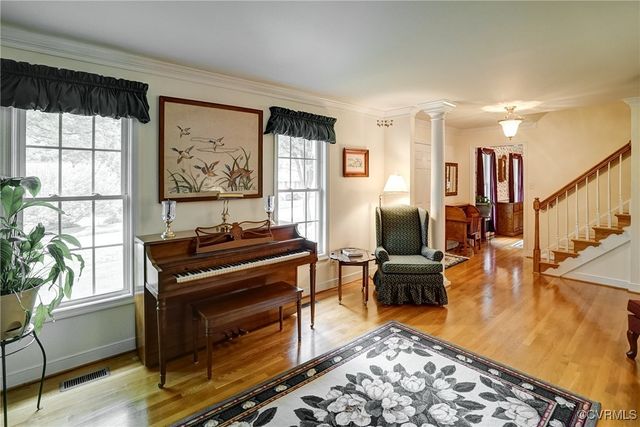 4329 Stebbins St, Chester, VA 23831
