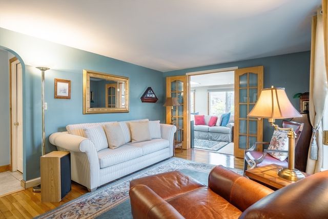 6 North Street, Wilmington, MA 01887