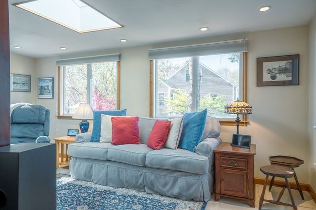6 North Street, Wilmington, MA 01887