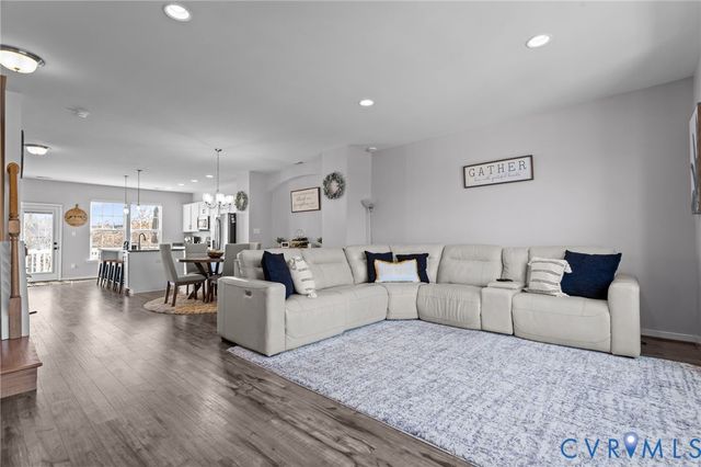 11925 Rubystone Dr, Chester, VA 23831