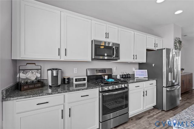 11925 Rubystone Dr, Chester, VA 23831