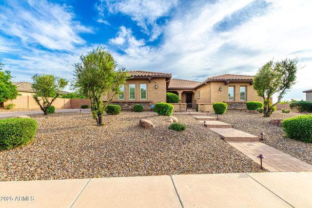 8733 W VILLA LINDO Drive, Peoria, AZ 85383