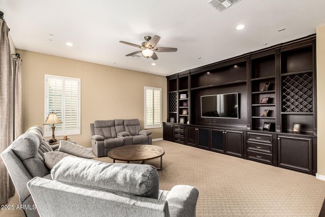 8733 W VILLA LINDO Drive, Peoria, AZ 85383