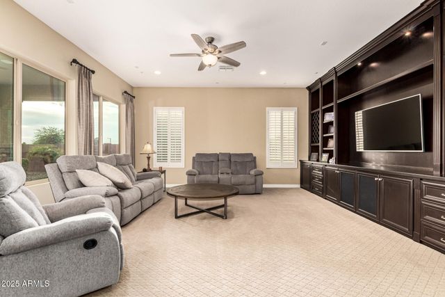 8733 W VILLA LINDO Drive, Peoria, AZ 85383