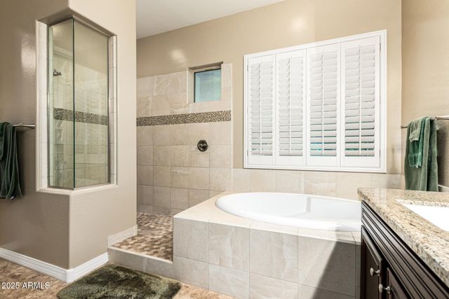 8733 W VILLA LINDO Drive, Peoria, AZ 85383