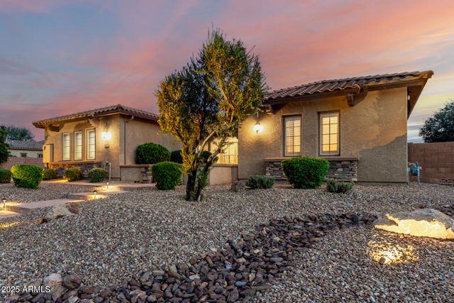 8733 W VILLA LINDO Drive, Peoria, AZ 85383