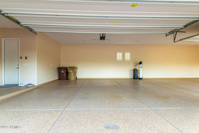 8733 W VILLA LINDO Drive, Peoria, AZ 85383