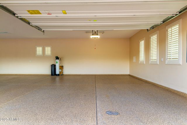 8733 W VILLA LINDO Drive, Peoria, AZ 85383