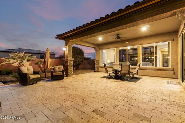 8733 W VILLA LINDO Drive, Peoria, AZ 85383