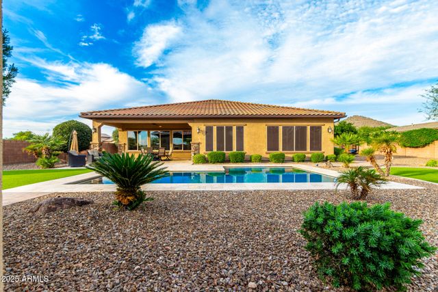 8733 W VILLA LINDO Drive, Peoria, AZ 85383