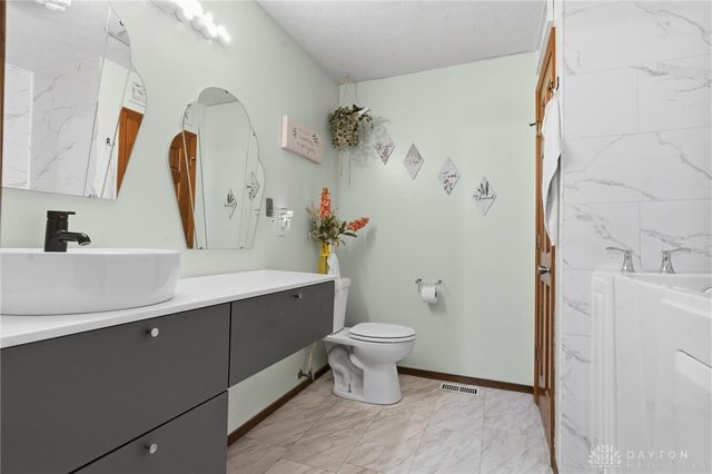 120 Cousins, Franklin, OH 45005