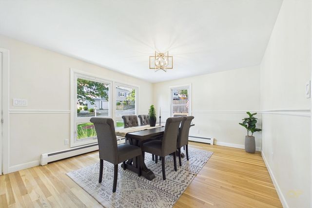206 Lafayette St, Fall River, MA 02723