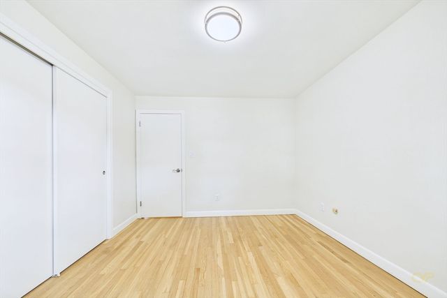 206 Lafayette St, Fall River, MA 02723