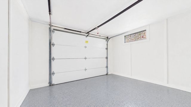 206 Lafayette St, Fall River, MA 02723