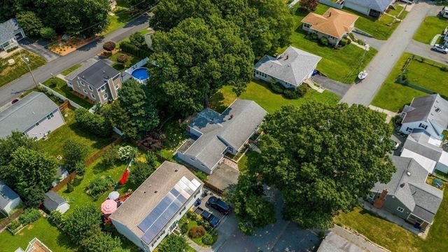 206 Lafayette St, Fall River, MA 02723