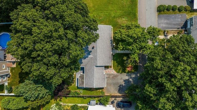 206 Lafayette St, Fall River, MA 02723