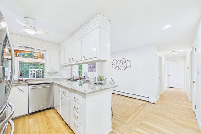 206 Lafayette St, Fall River, MA 02723