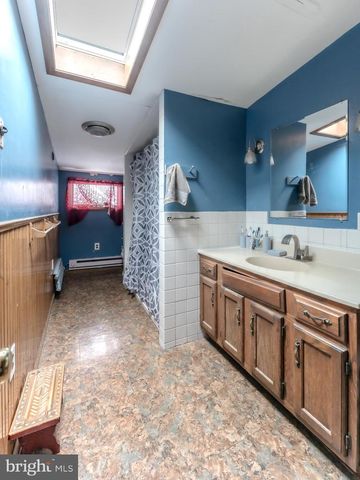 221 E BERTSCH ST, Lansford, PA 18232