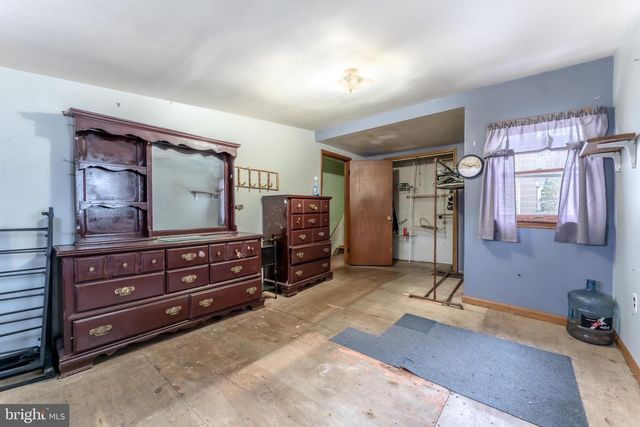 221 E BERTSCH ST, Lansford, PA 18232