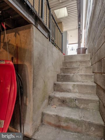 221 E BERTSCH ST, Lansford, PA 18232