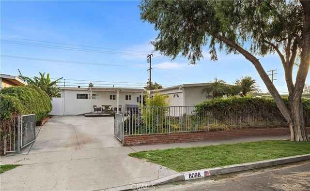 8098 Lime Circle, Buena Park, CA 90620