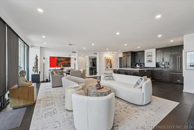 1502 S Boulder Avenue 11C, Tulsa, OK 74119