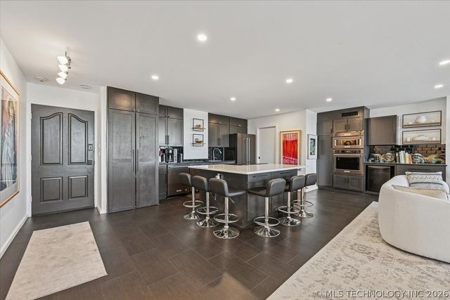 1502 S Boulder Avenue 11C, Tulsa, OK 74119