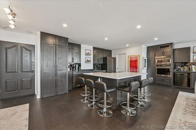 1502 S Boulder Avenue 11C, Tulsa, OK 74119