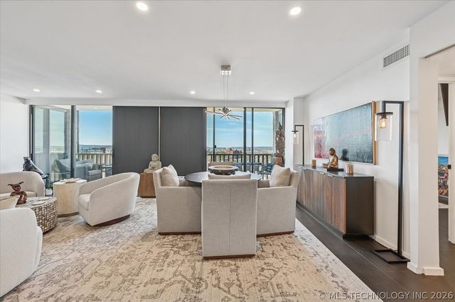 1502 S Boulder Avenue 11C, Tulsa, OK 74119