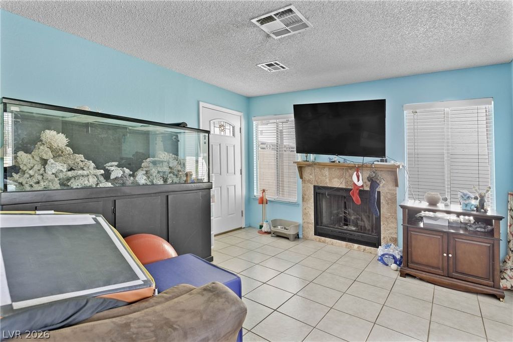 2412 Cherrywood Street, Las Vegas, NV 89108 — photo 3