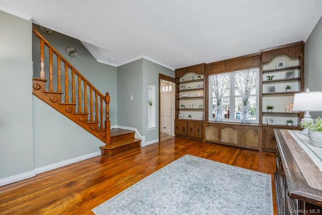 58-40 80th Street, Middle Village, NY 11379