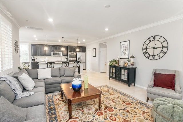 239 White Bark, Simi Valley, CA 93065