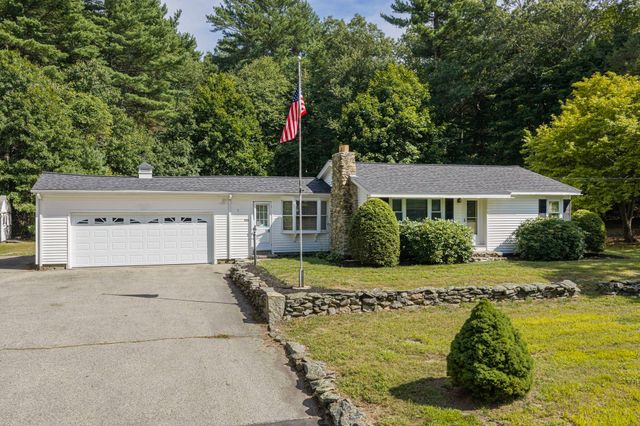 508 Center St, Pembroke, MA 02359