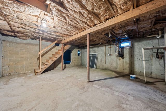 508 Center St, Pembroke, MA 02359